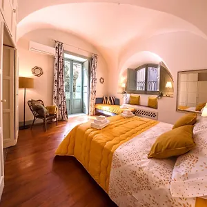  Apartment Crociferi Palace Italy